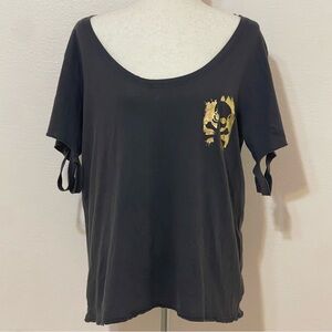 NWT SOULCYCLE Painted Skull Thunder Tee FADED BLACK SIZE Large